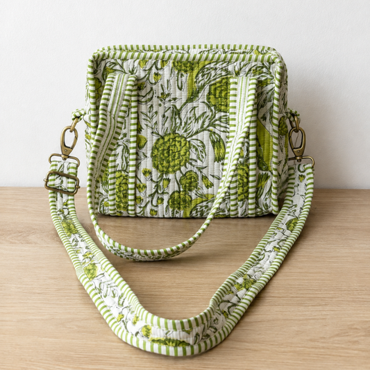 Mini Tote Flores Silvestres Verde con cierre