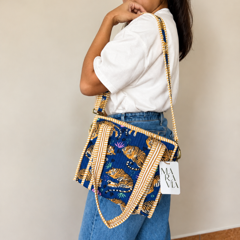 Mini Tote Tigre con cierre