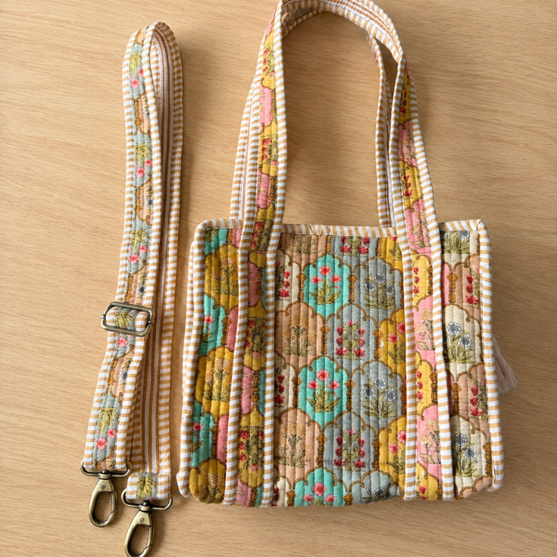 Mini Tote India con cierre